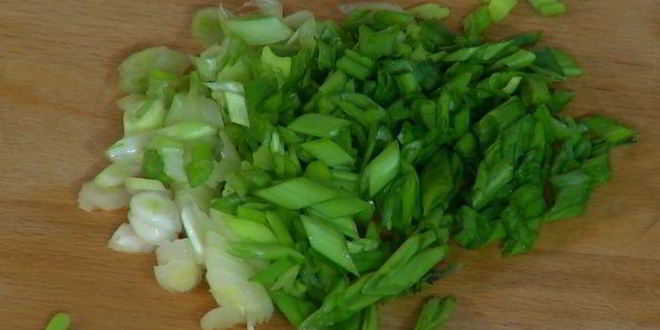 Рецепт свекольных драников с брынзой