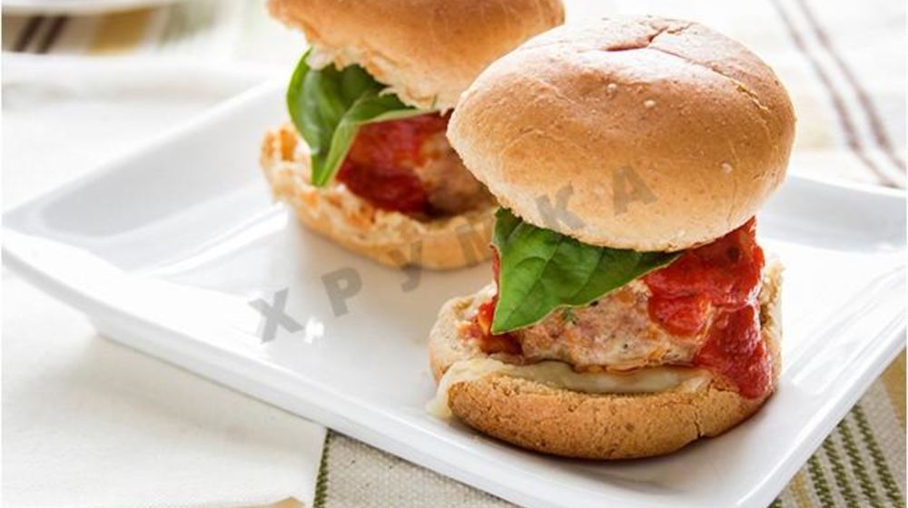 Как приготовить булочки с фрикадельками из индейки в духовке