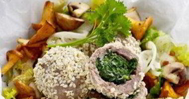 Рецепт Фаршированных фрикаделек с салатом латук и лесными грибами