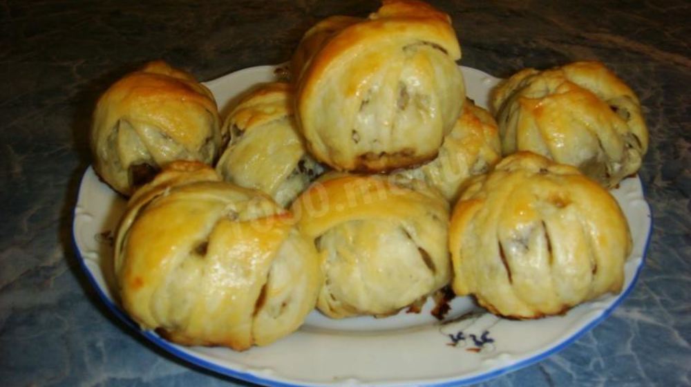 Как приготовить фрикадельки из фарша в слоеном тесте