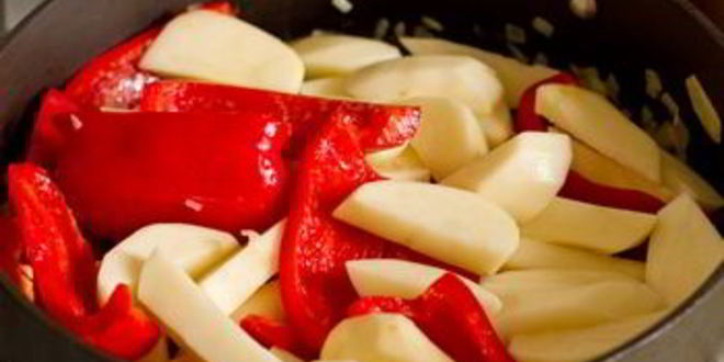 Рецепт фрикаделек с овощами в томатном соусе