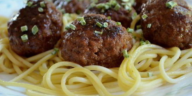 Рецепт фрикаделек с пряной яблочной глазурью