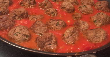 Рецепт Фрикаделек в соусе из помидоров
