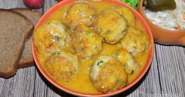 Рецепт Фрикаделек в соусе по-испански