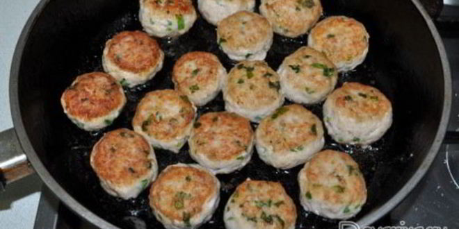 Рецепт фрикаделек в соусе по-испански