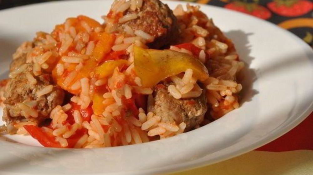 Как приготовить котлетки-фрикадельки с рисом и овощами