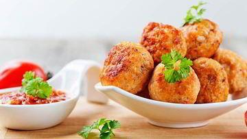 Рецепт Куриных фрикаделек с луком-пореем