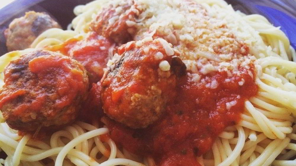 Как приготовить спагетти с фрикадельками в томатном соусе