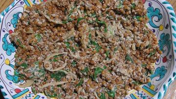 Рецепт Ароматной чечевицы со шпинатом и йогуртом