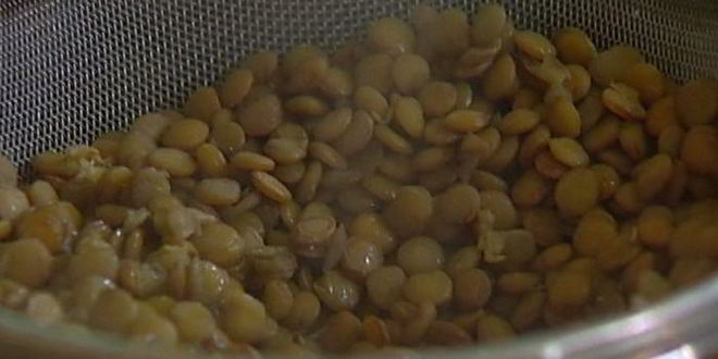 Рецепт чечевицы с травами и беконом