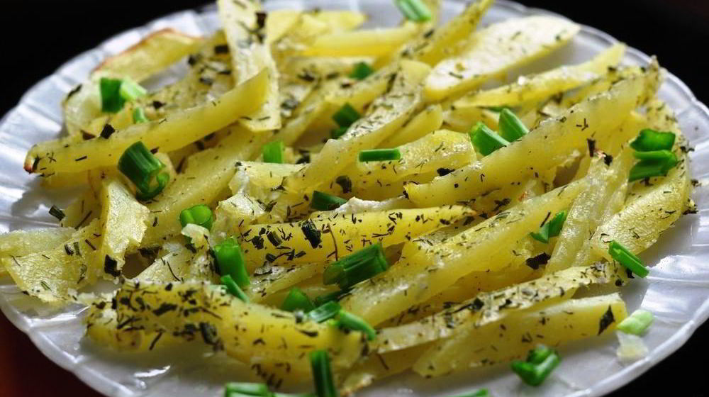 Как приготовить диетическую картошку в духовке