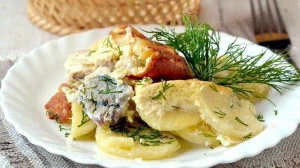 Как приготовить картофель с рыбой в мультиварке