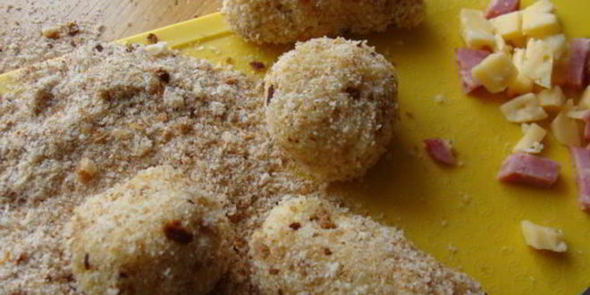 Рецепт картофельных крокетов с начинкой