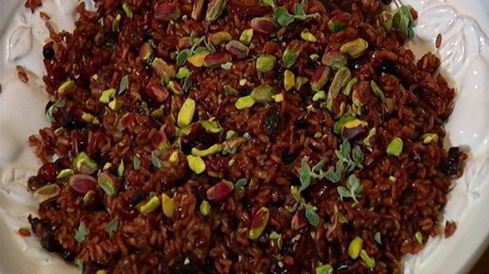 Как приготовить красный рис с барбарисом и фисташками