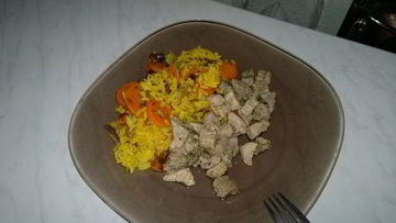 Рецепт Риса с морковью в восточном стиле и свиная лопатка с кавказскими травами