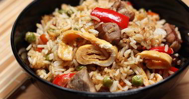 Рецепт Риса со свининой, овощами и омлетом
