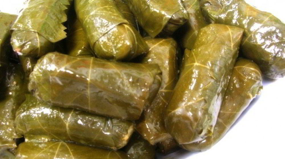 Как приготовить долму из говядины с соусом мацони