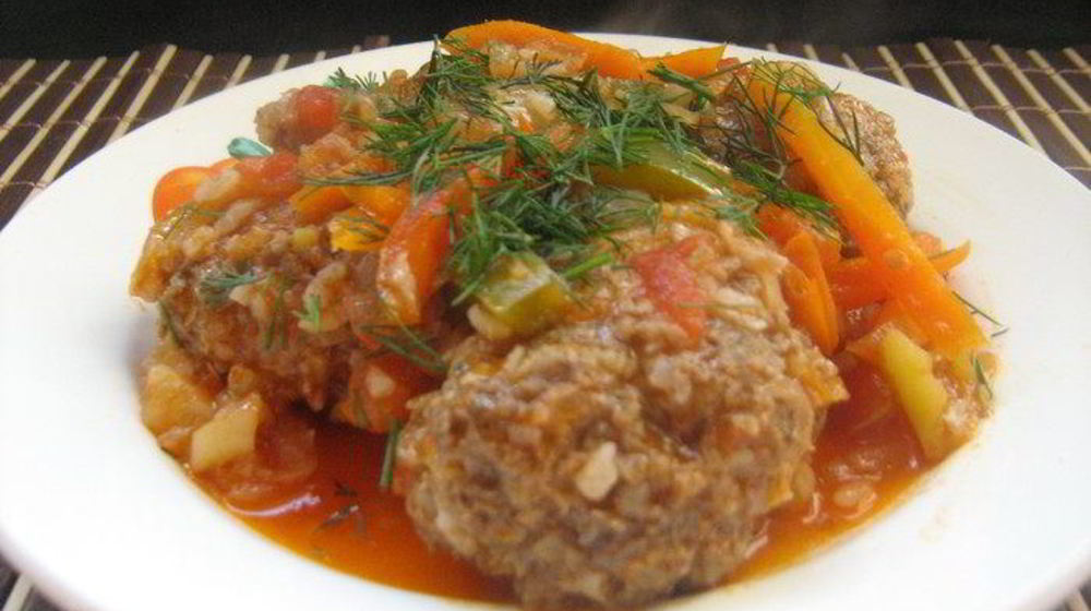 Как приготовить голубцы ленивые паровые под овощным соусом