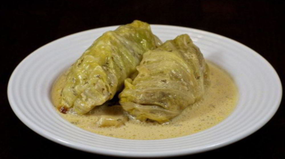 Как приготовить голубцы в сметанном соусе