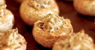 Рецепт Грибов, фаршированных козьим сыром