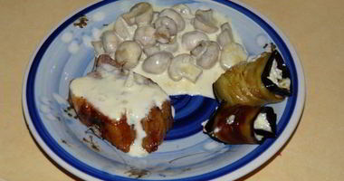 Рецепт Грибов в сливочно-сырной подливке