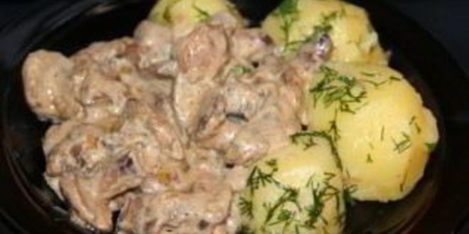 Рецепт маслят, тушеных с картофелем