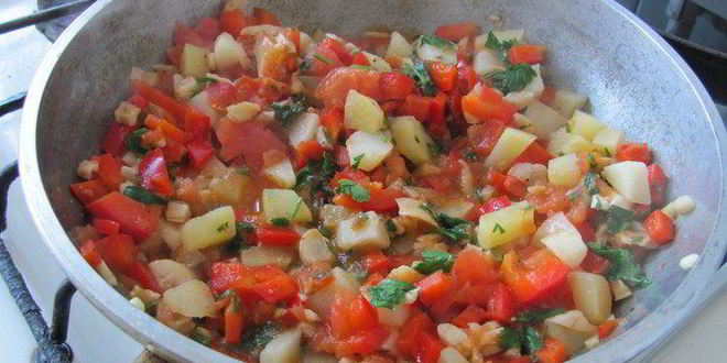 Рецепт шампиньонов, фаршированных овощами