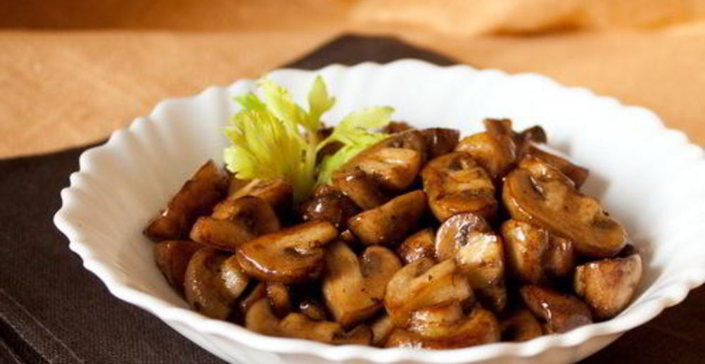 Рецепт зеленый салат с апельсинами и бальзамическим винегретом