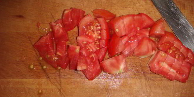 Рецепт шампиньонов, запеченных с помидором и сыром