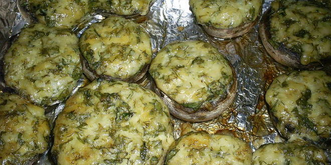 Рецепт закусочных фаршированных шампиньонов