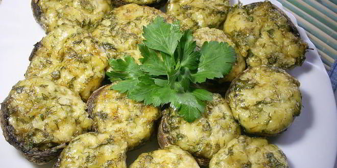 Рецепт закусочных фаршированных шампиньонов