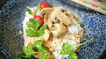 Рецепт Быстрого куриного гуляша в арахисовом соусе