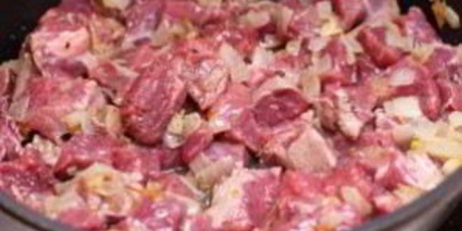 Рецепт гуляша из говядины с картошкой