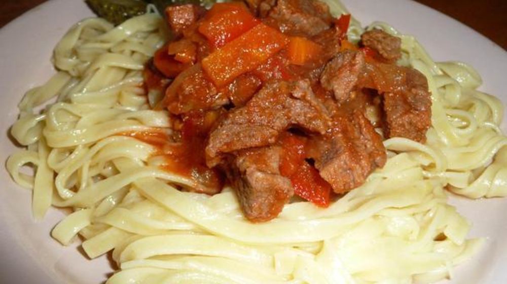 Как приготовить гуляш из пароварки