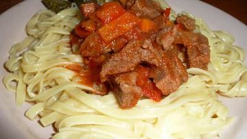 Рецепт Гуляша из пароварки