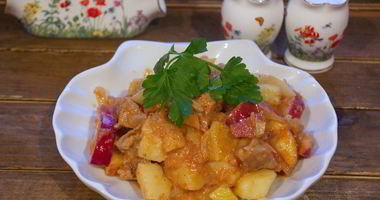 Рецепт Гуляша из свинины с картофелем