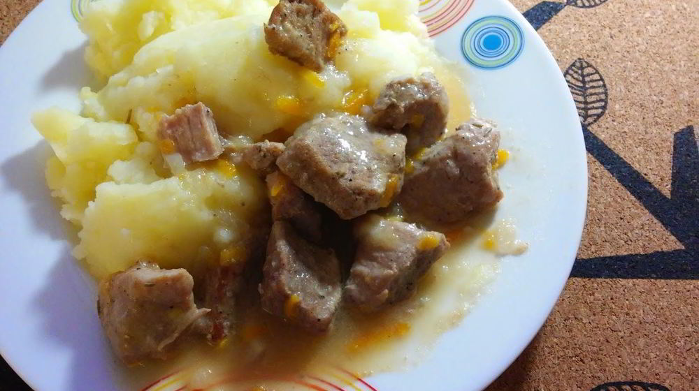 Как приготовить гуляш из свинины в мультиварке-скороварке