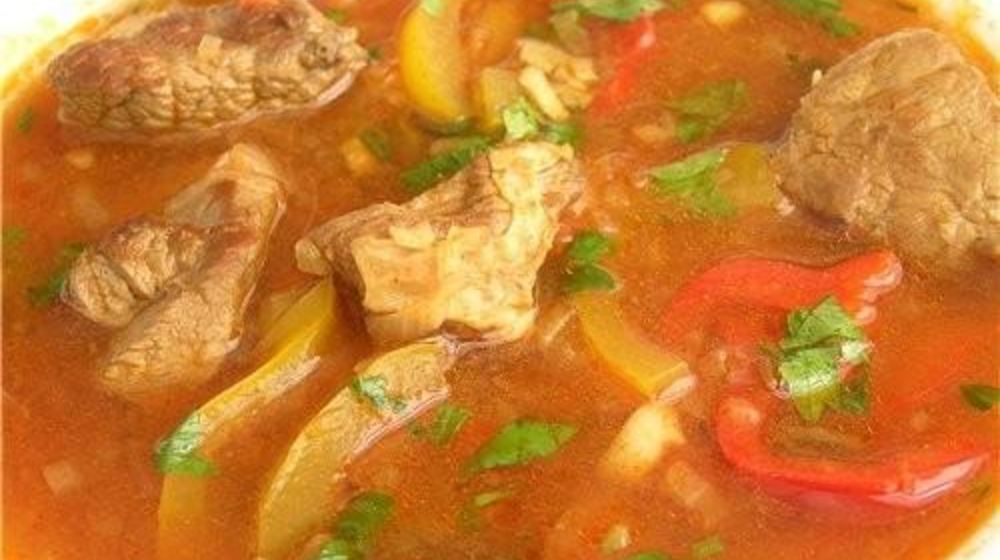 Как приготовить гуляш свиной