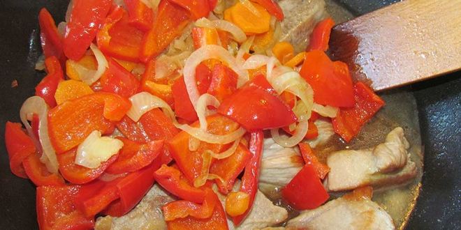 Рецепт свиного гуляша