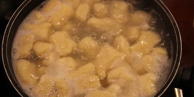 Рецепт картофельных ньокков с куриным филе и грибами