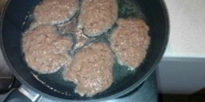 Рецепт диетических куриных котлет