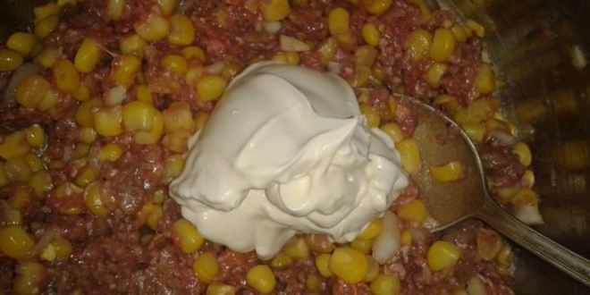 Рецепт котлет летних с кукурузой