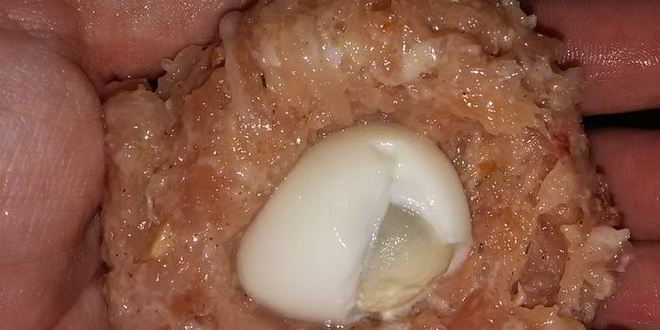 Рецепт куриных котлет с яйцом