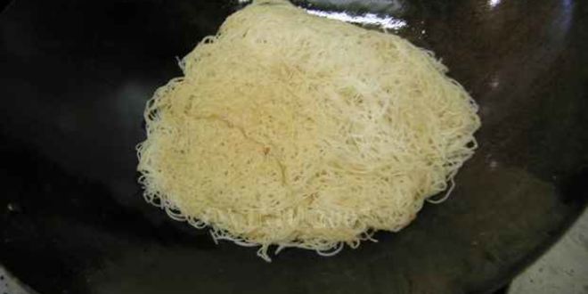 Рецепт лапши рисовой с овощами и креветками