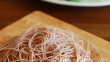 Рецепт Лапши розовой из моркови