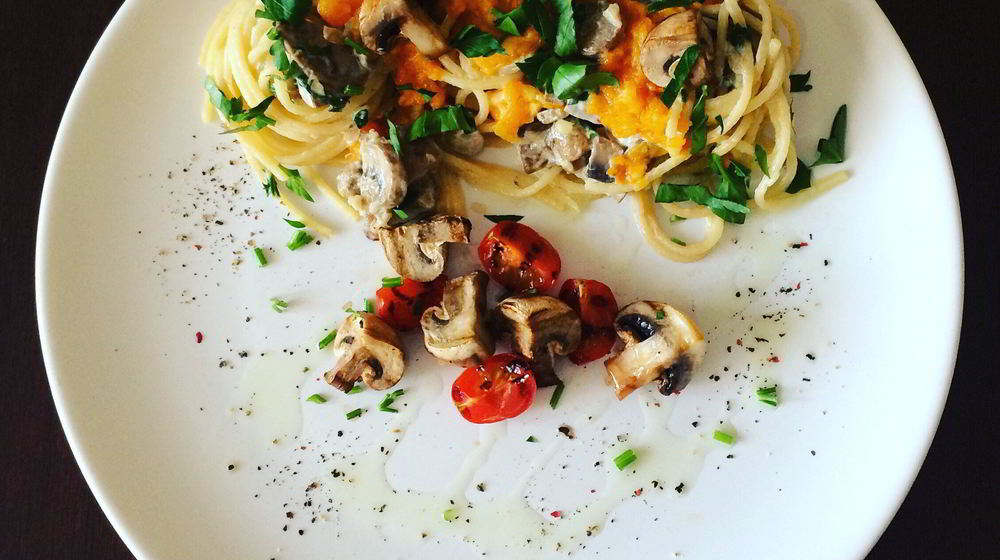 Как приготовить лапшу с тыквой и грибами