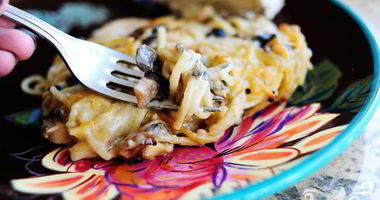 Рецепт Кассероли из курицы, спагетти и грибов