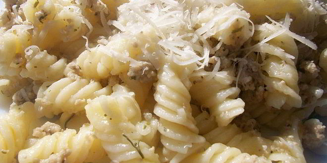 Рецепт макарон по-флотски со свининой и укропом