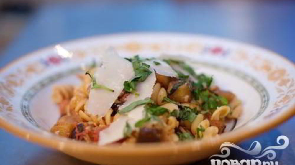 Как приготовить макароны с баклажанами