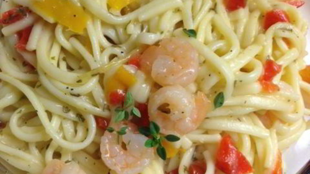 Как приготовить пасту с креветками и перцем в сливочном соусе